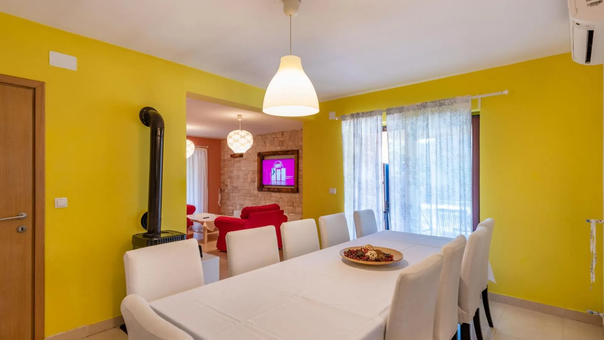 Villa Letish, A Charming And Inviting Mediterranean Villa Santalezi 0*,